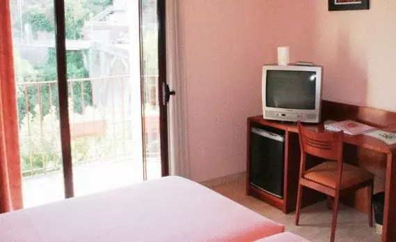 Fotos del hotel Sant Quirze De Besora:  18