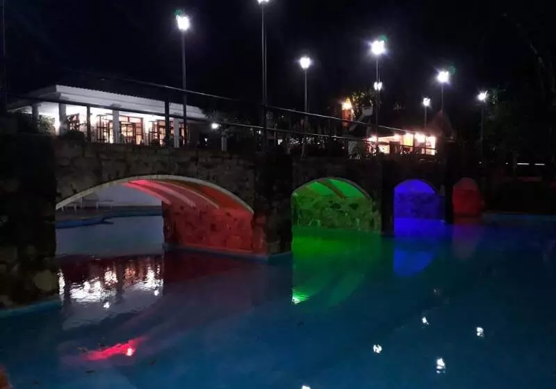 Fotos del hotel Bagú Cabañas Del Leñador Iguazú:  15