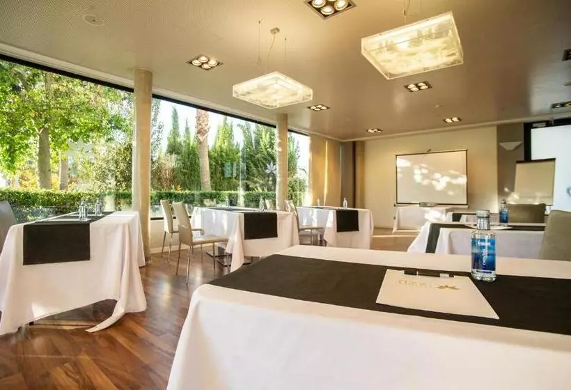 Fotos del hotel Azz Táctica:  27