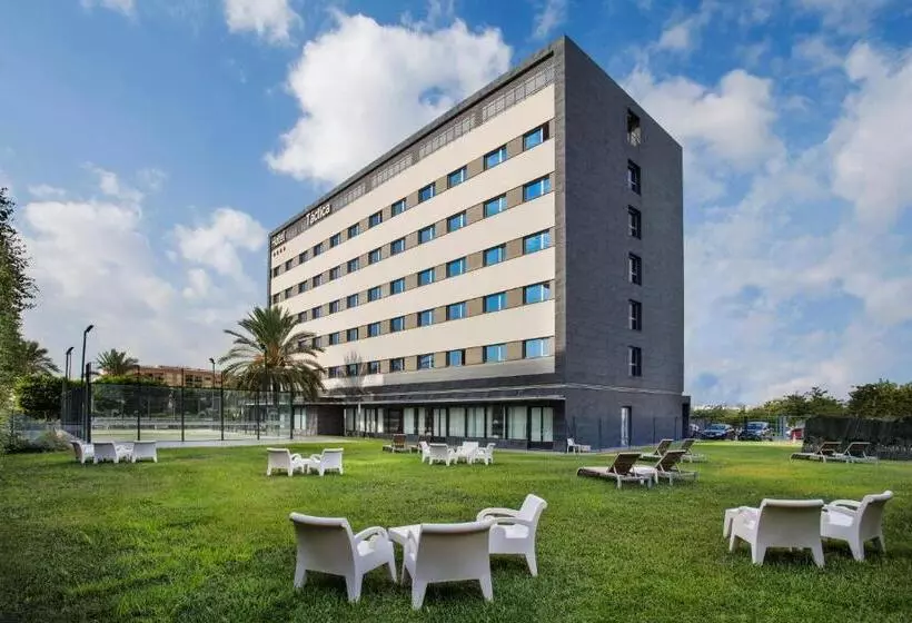 Fotos del hotel Azz Táctica:  20