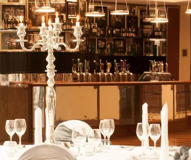 Fotos del hotel Cork International:  4