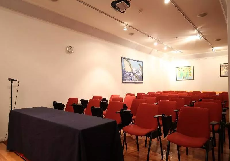 Fotos del hotel Derby:  4