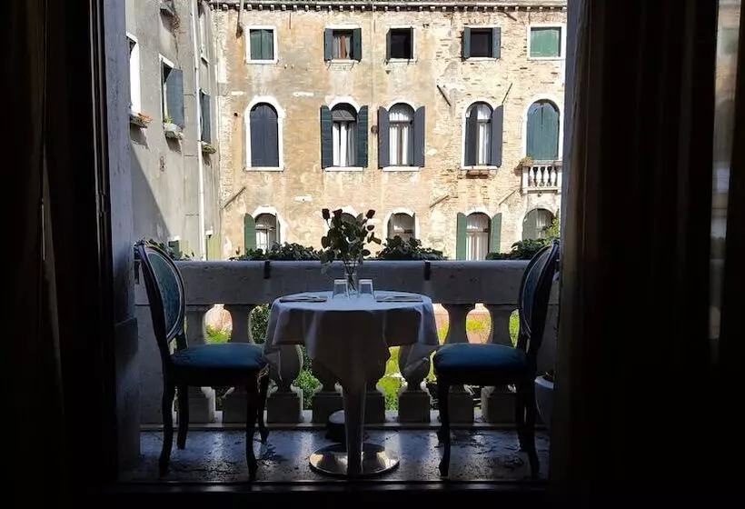 Fotos del hotel Il Sogno Di Giulietta E Romeo:  4