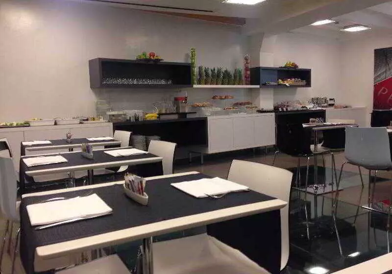 Fotos del hotel Urban Hotel Design:  6