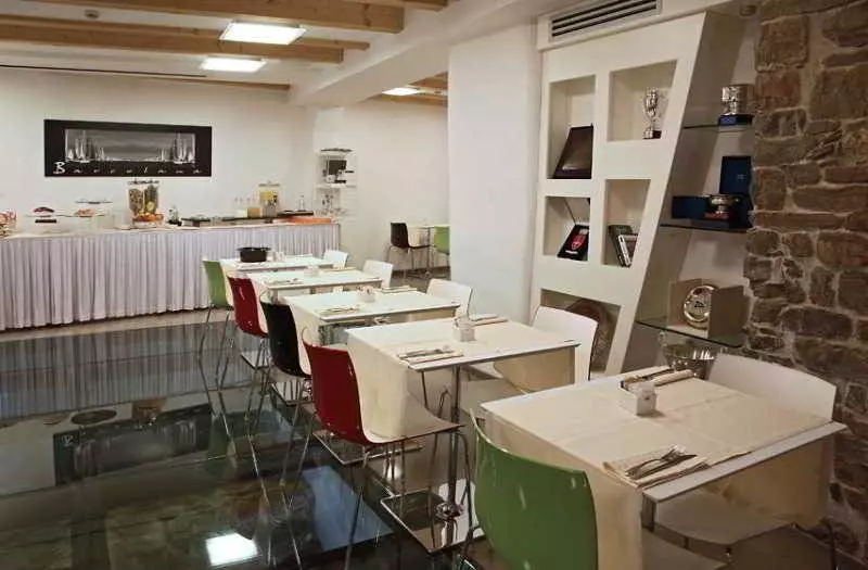 Fotos del hotel Urban Hotel Design:  2