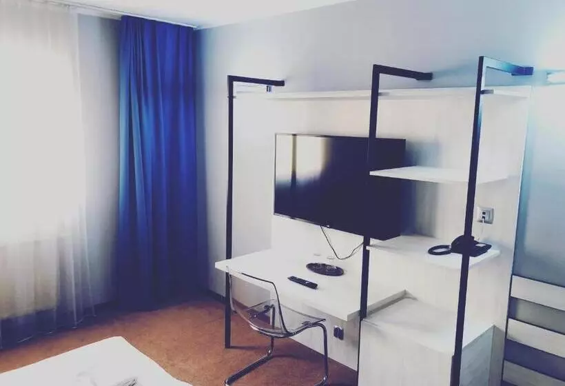 Fotos del hotel Major Budget:  14