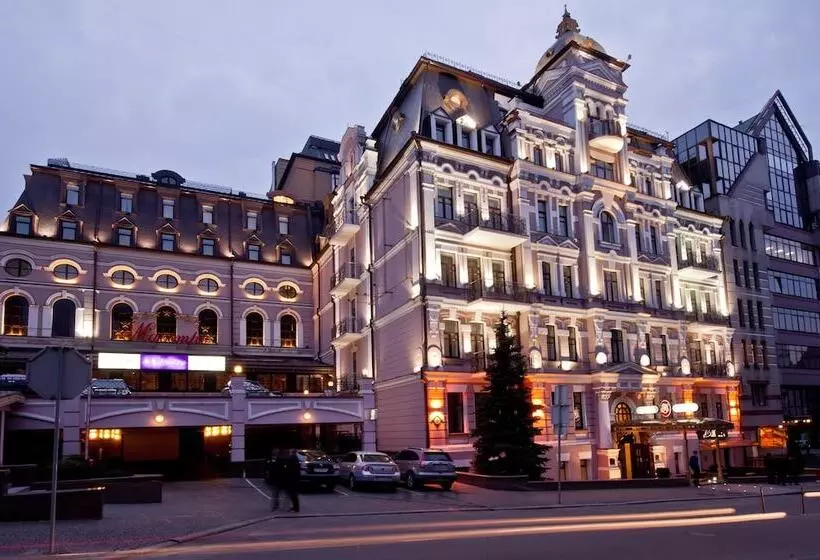 Opera Hotel – The Leading Hotels Of The World