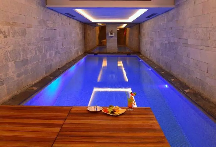 Fotos del hotel Pera Tulip:  3