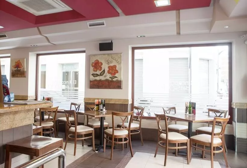 Fotos del hotel Castilla Guerrero:  4