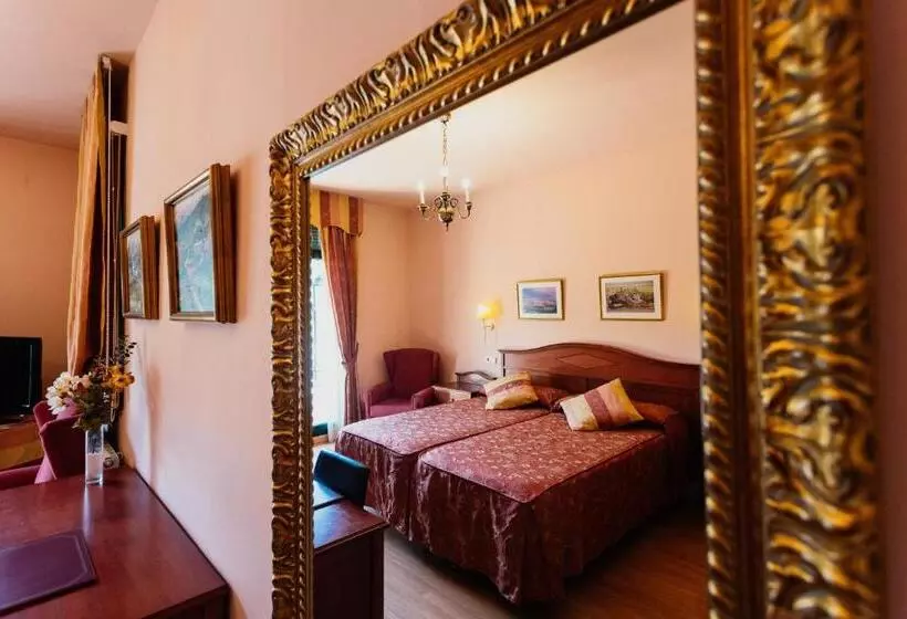 Fotos del hotel De Camprodón:  18