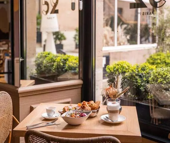 Fotos del hotel Grand Hôtel Du Palais Royal:  7