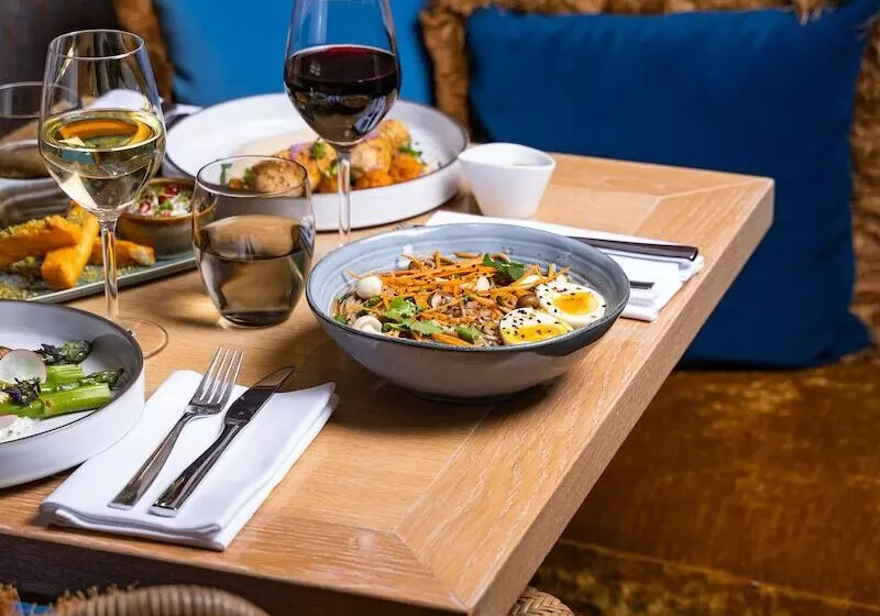 Fotos del hotel Grand Hôtel Du Palais Royal:  13