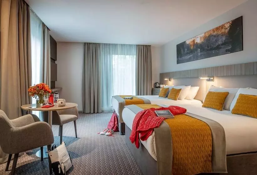 Fotos del hotel Maldron Hotel Parnell Square:  2