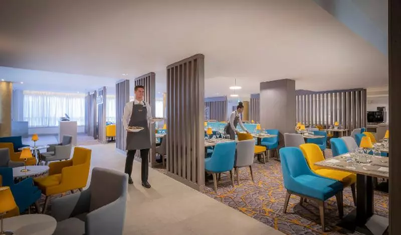 Fotos del hotel Maldron Hotel Parnell Square:  8