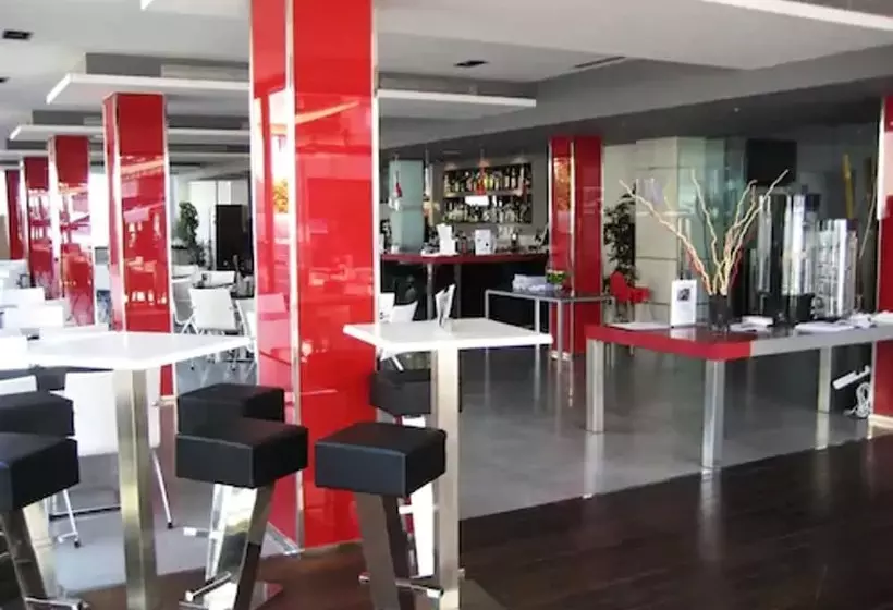 Fotos del hotel Nautic Hotel & Spa:  10