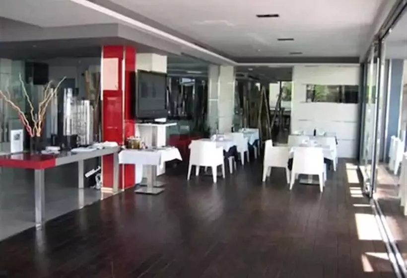 Fotos del hotel Nautic Hotel & Spa:  3