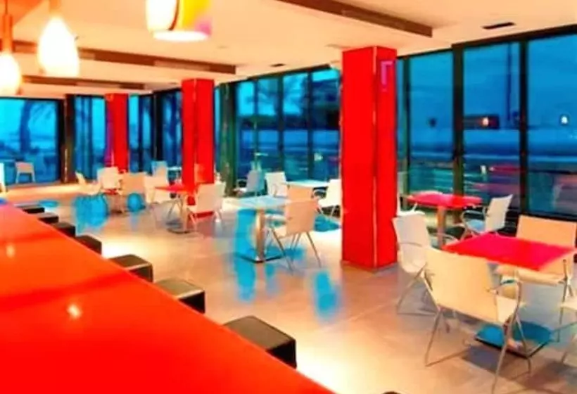 Fotos del hotel Nautic Hotel & Spa:  14