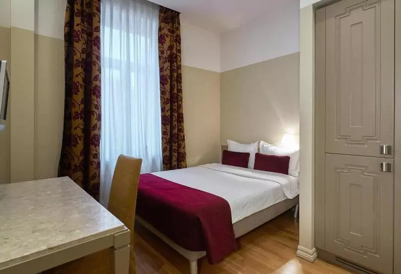 Fotos del hotel Opera:  7