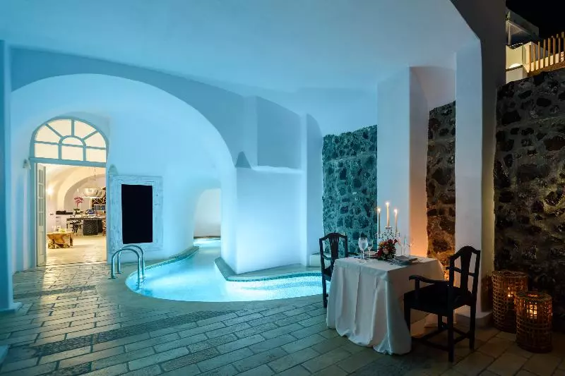 Fotos del hotel Nefeles Luxury Suites:  6