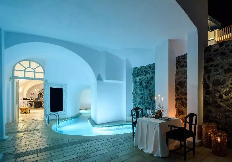 Fotos del hotel Nefeles Luxury Suites:  11