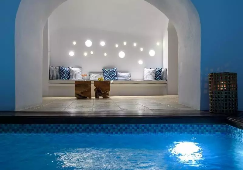 Nefeles Luxury Suites