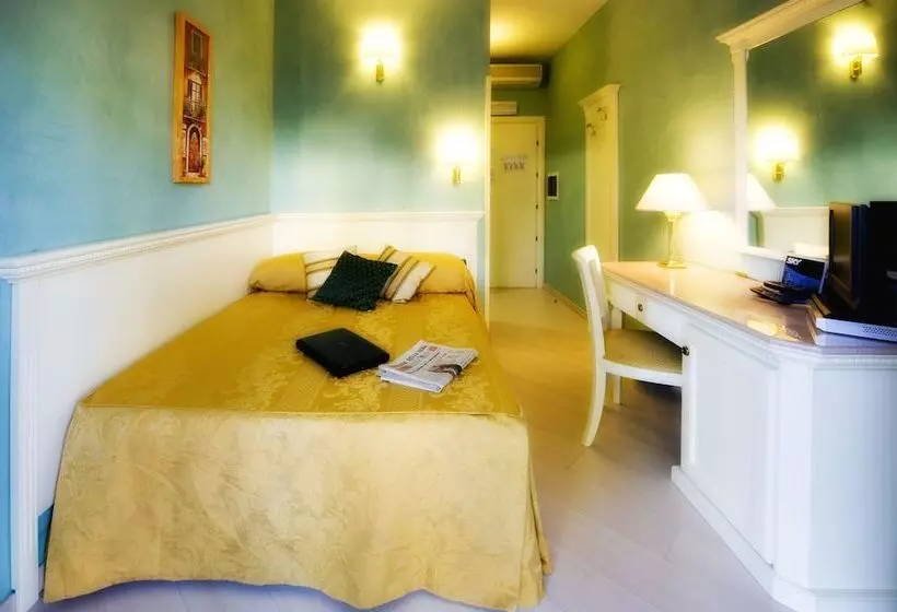 Fotos del hotel Bright:  2