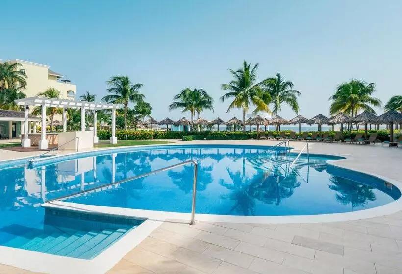 Iberostar Selection Rose Hall Suites