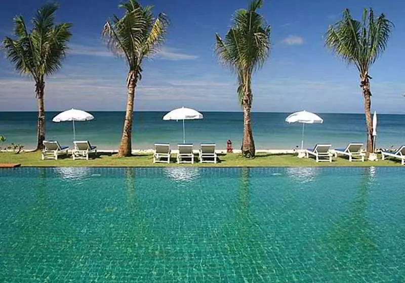 Fotos del hotel Lanta Casuarina Beach Resort:  2