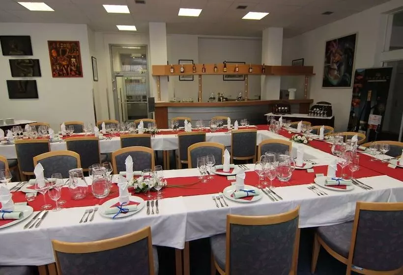 Fotos del hotel Marttel:  3