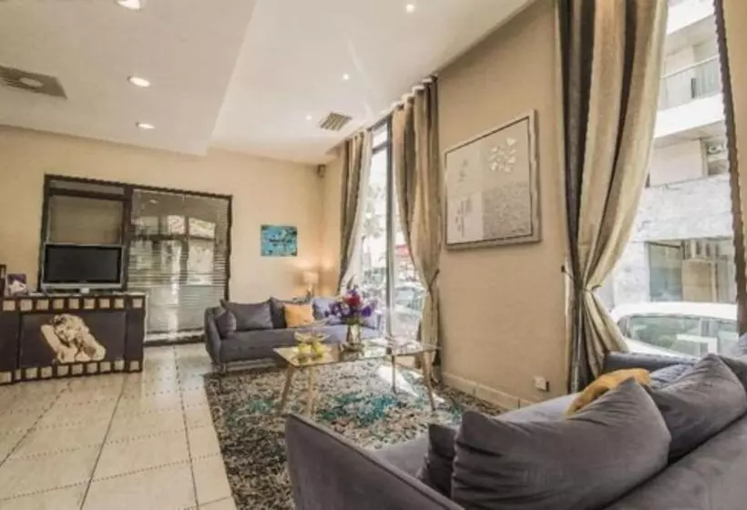 Fotos del hotel Excelsuites Residence:  6