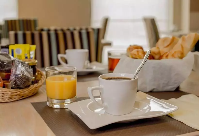 Fotos del hotel Excelsuites Residence:  15