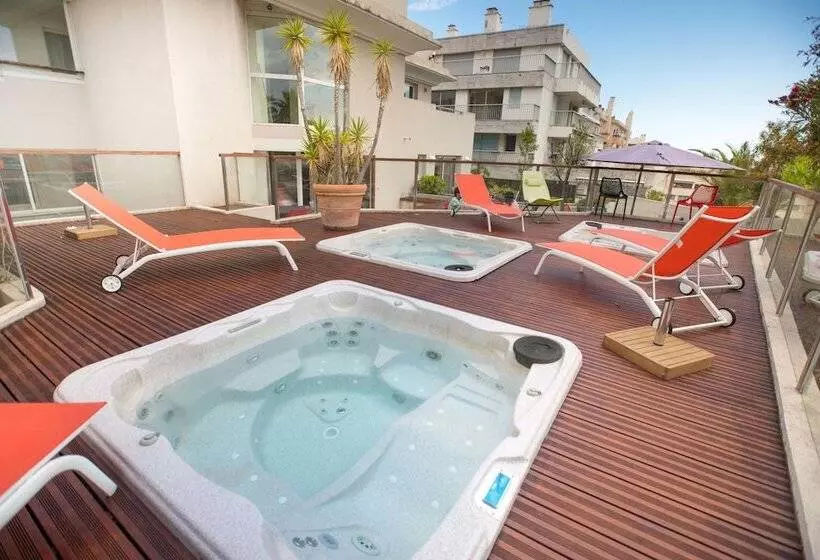 Fotos del hotel Excelsuites Residence:  3