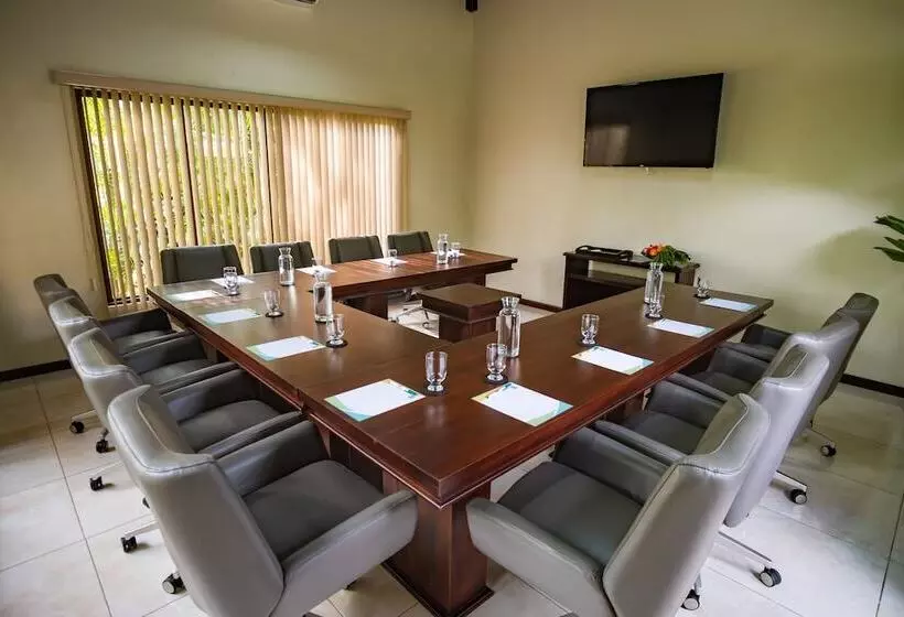 Fotos del hotel Lomas Del Volcan:  4