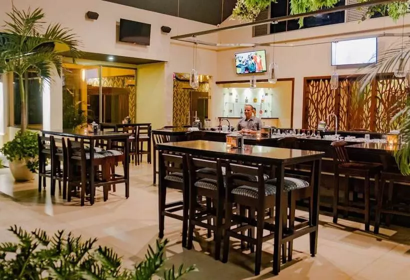 Fotos del hotel Lomas Del Volcan:  9