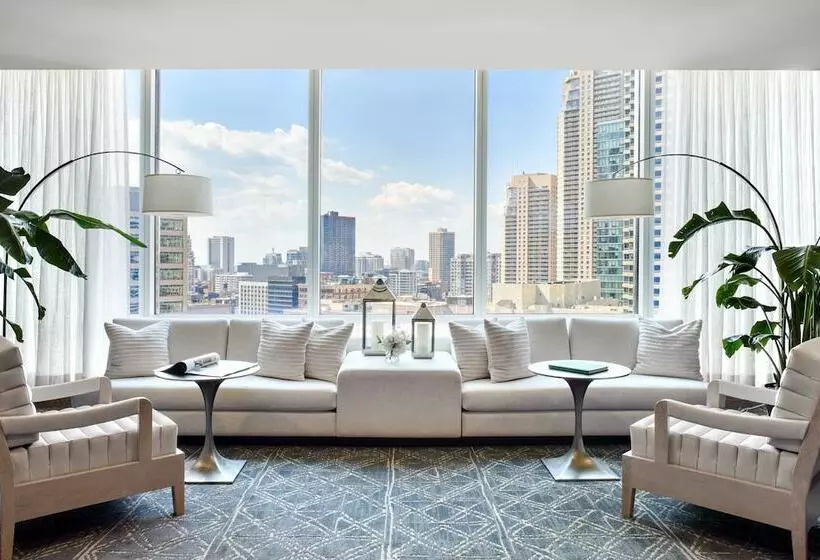 Fotos del hotel Trump International Hotel & Tower Chicago:  2