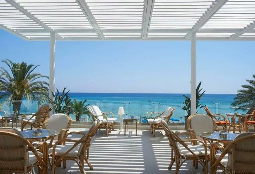 Fotos del hotel Sunrise Beach Hotel:  8