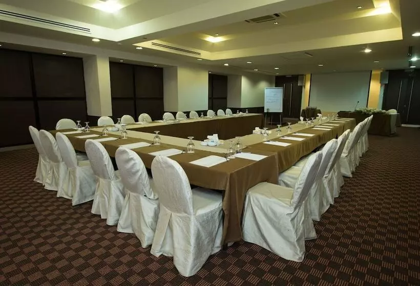 Fotos del hotel Century Park:  13