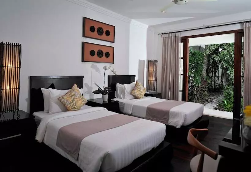 Kanda Residences Pool Villas