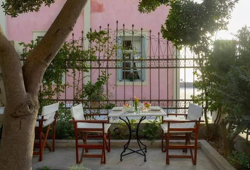 Fotos del hotel Aria Lito Mansion:  7