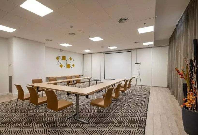 Fotos del hotel Capri By Fraser Barcelona:  4