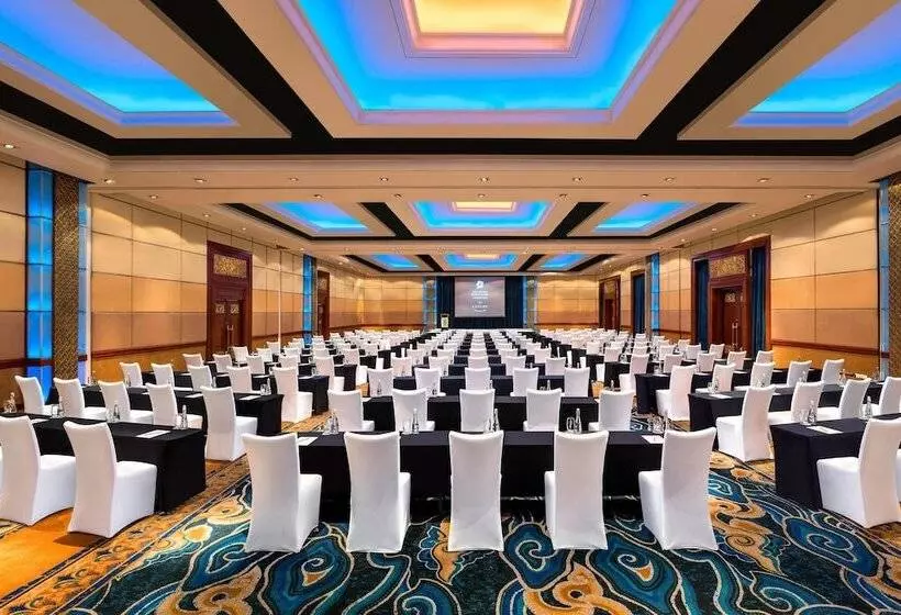 Fotos del hotel The Laguna, A Luxury Collection Resort & Spa, Nusa Dua, Bali:  3