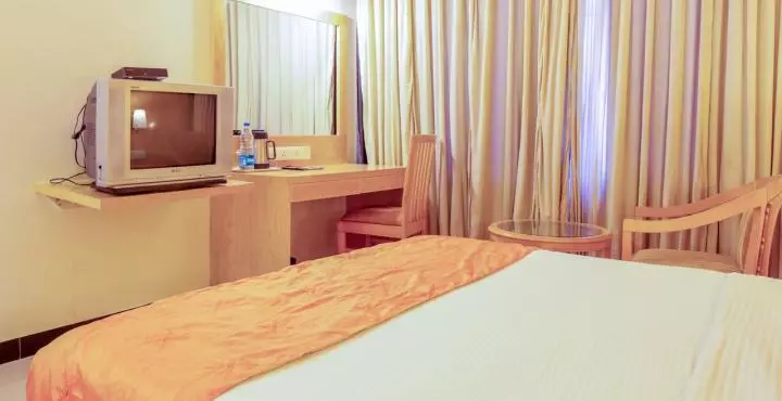 Fotos del hotel Aj International:  23