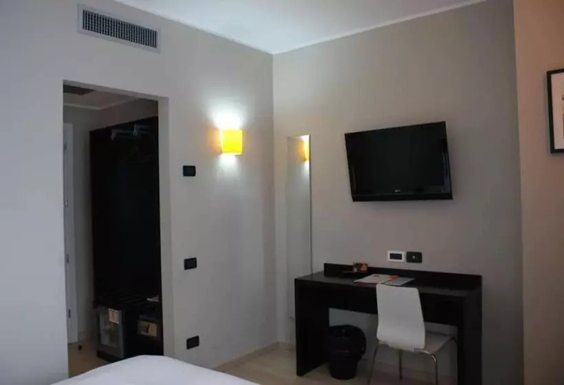 Fotos del hotel Aniene:  18