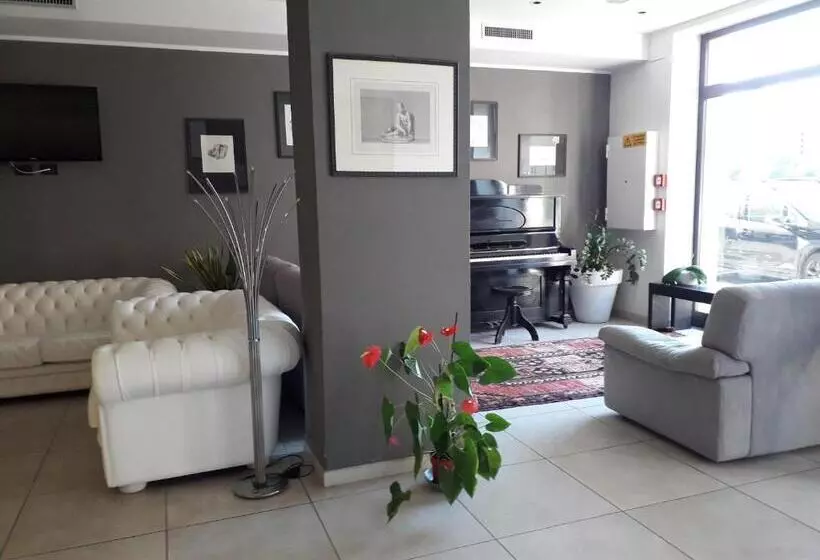 Fotos del hotel Aniene:  16