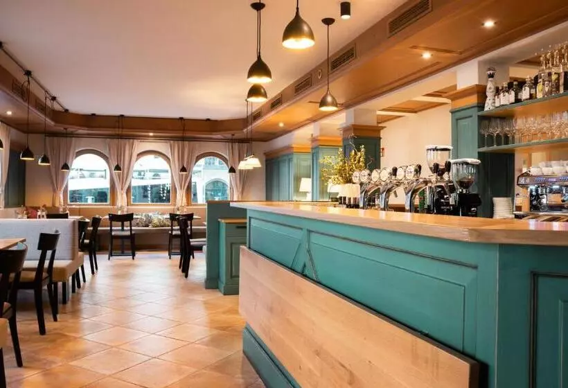 Fotos del hotel Gasthof Weißer Bär:  2