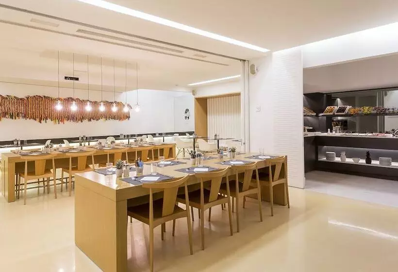 Fotos del hotel Denit Barcelona:  8