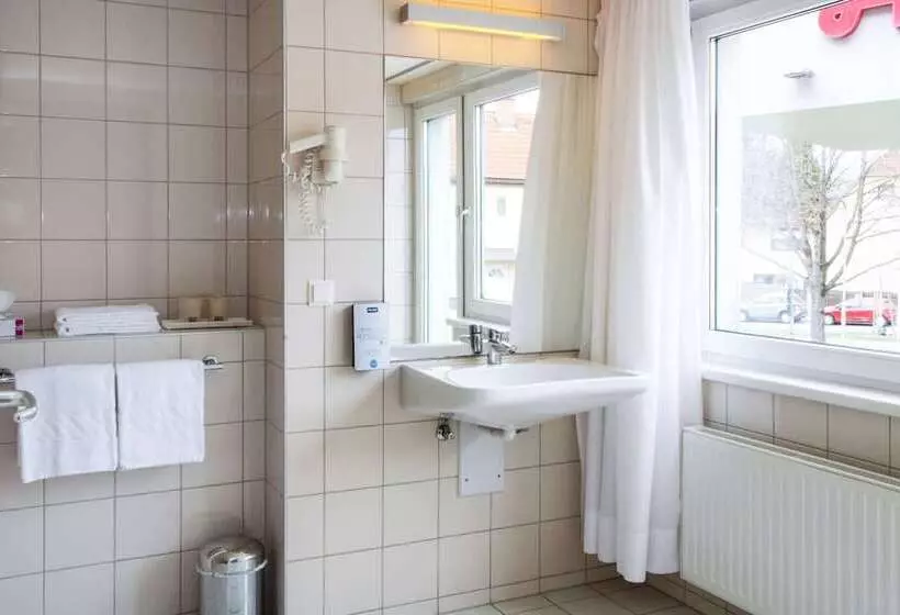 Fotos del hotel Kyriad Vienna Altmannsdorf:  5