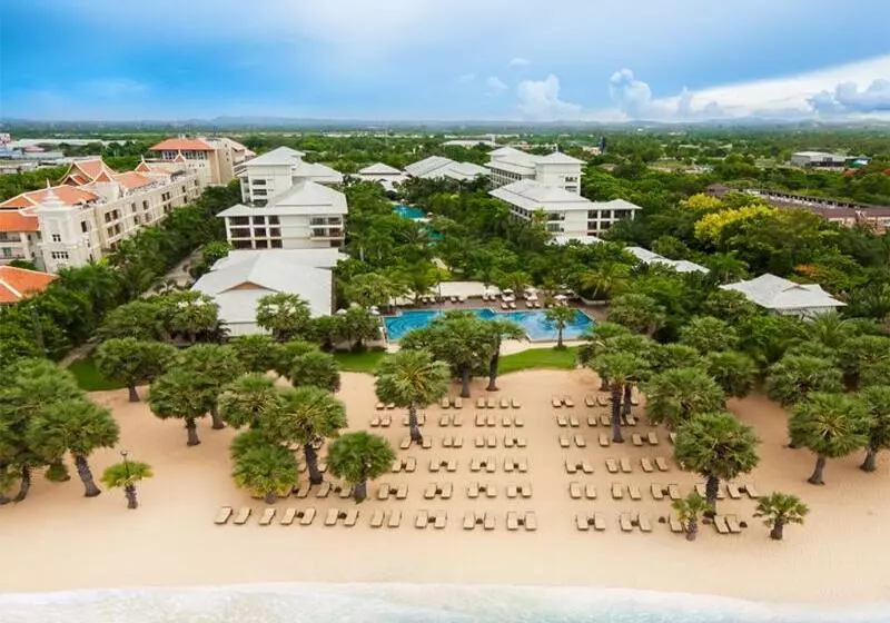 Fotos del hotel Ravindra Beach Resort & Spa:  9