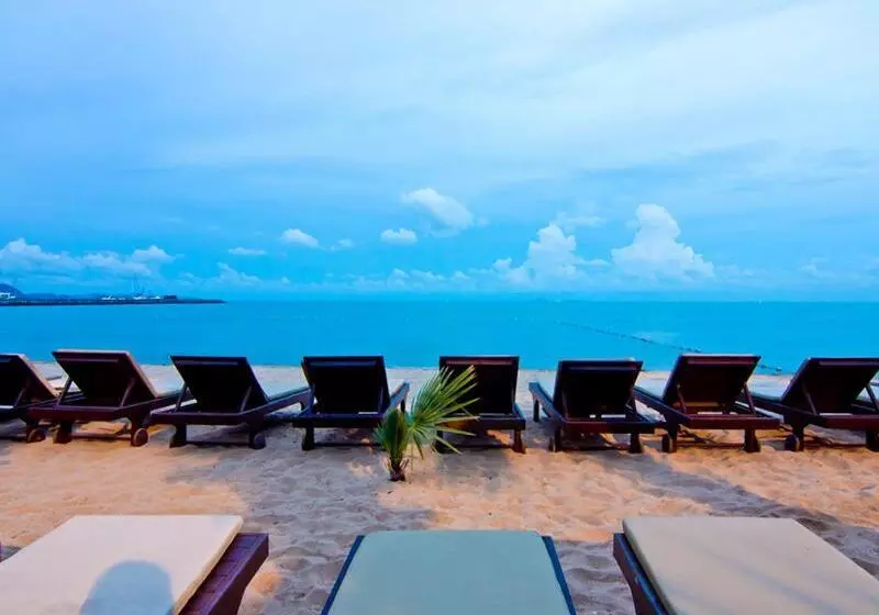 Fotos del hotel Ravindra Beach Resort & Spa:  25