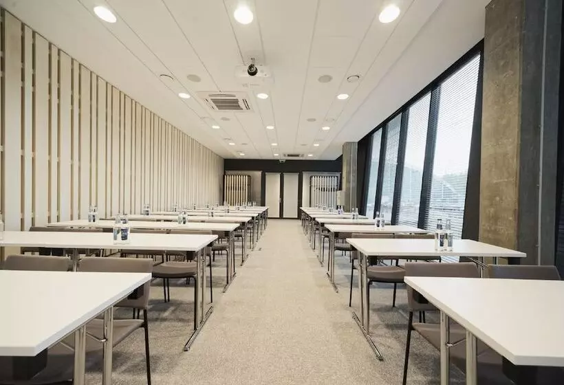 Fotos del hotel Urbihop:  9